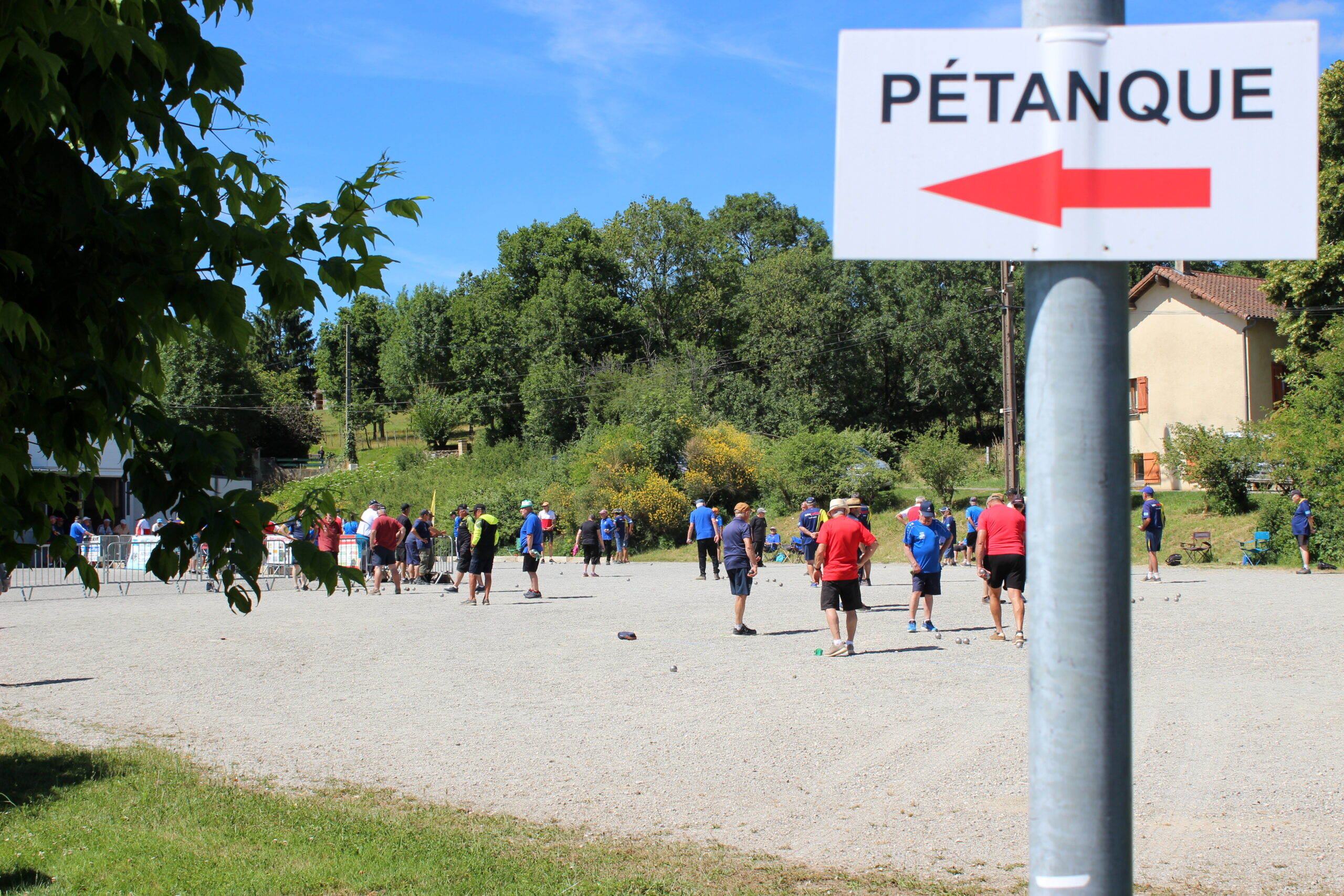 Pétanque photo de groupe gym volontaire savignac